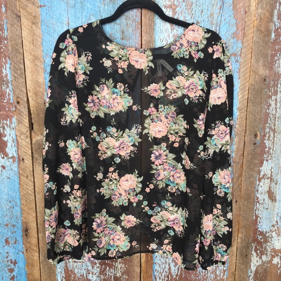 Truth NYC Tops - Truth NYC Black Floral Top with Open Back